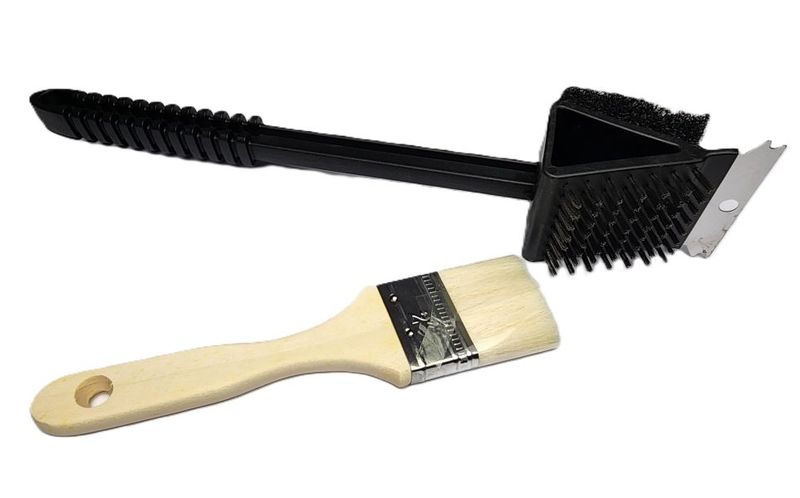 Basting Brush and 3-Sided Grill Brush / Braai Brush