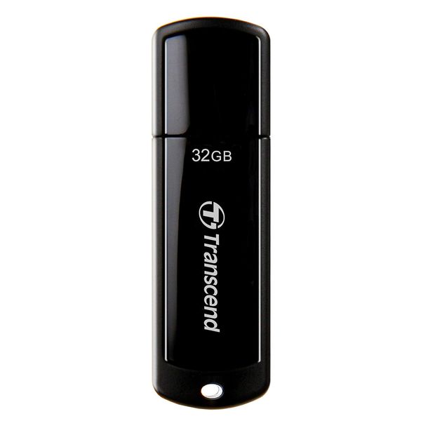 Transcend JetFlash 700 32GB USB 3.1 Gen 1 Flash Drive - Black