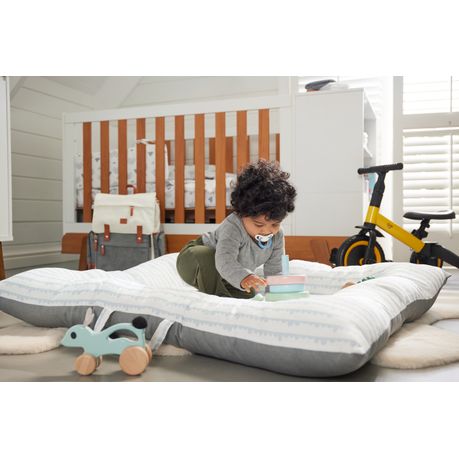 https://media.takealot.com/covers_images/75fe516cc6914db9af1c8704613c1871/s-pdpxl.file