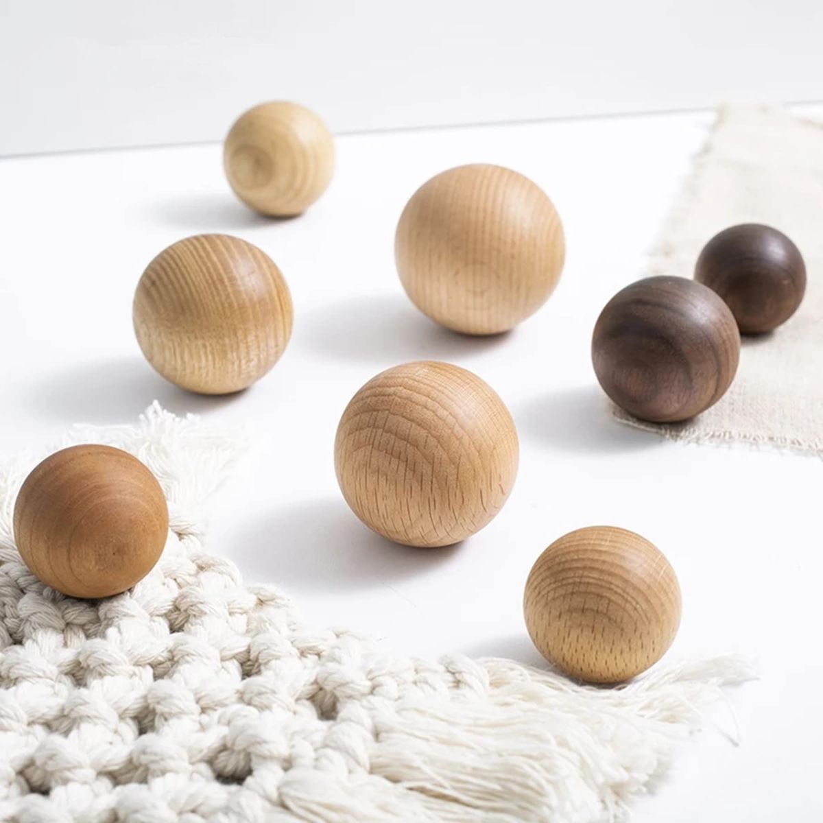 Wooden Knob Handles Round Cupboard Knob Furniture Pulls Round - 6 Pieces