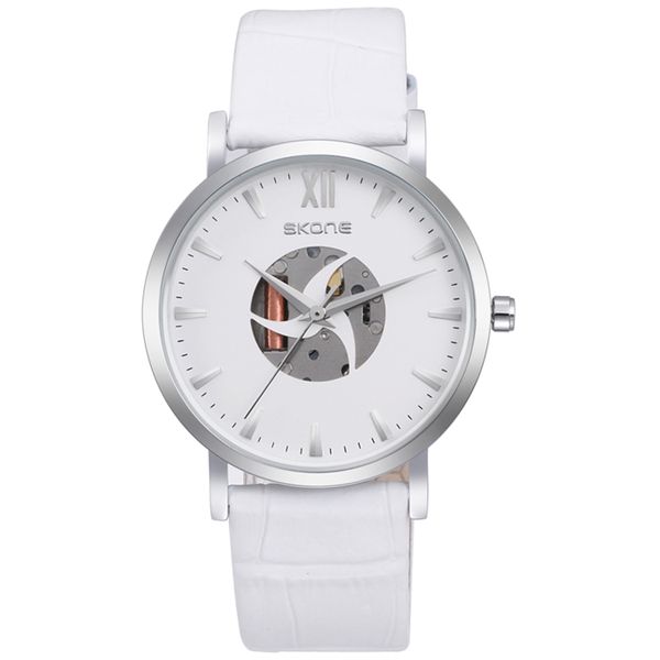 Skone Men's Manchester Watch - White