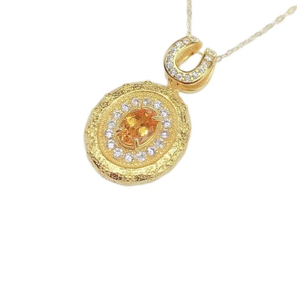 Exquisite Necklace Inlaid With Soda Colored Fanta Stone For Women