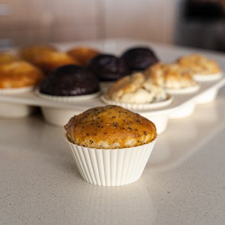 Premium Non-Stick Silicone Cupcake Muffin Tray With 12 Detachable