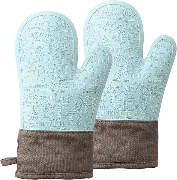 2 Piece Heat Resistant Silicone Gloves BBQ Kitchen Oven Mitts