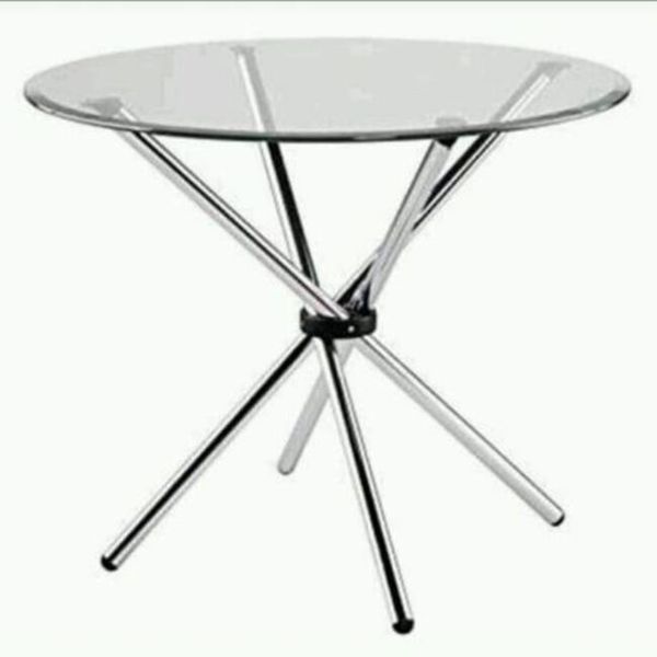 HURRIAJ Round Dining Table