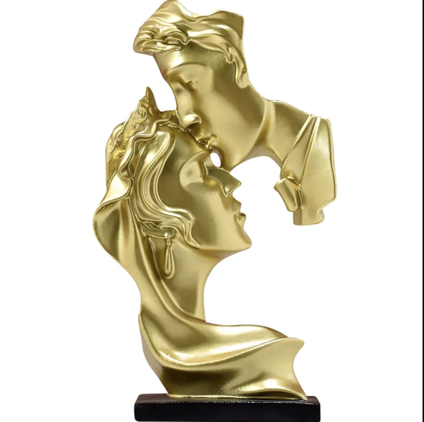 Kissing People Sculptor Decorative Ornament - Couple Kissing