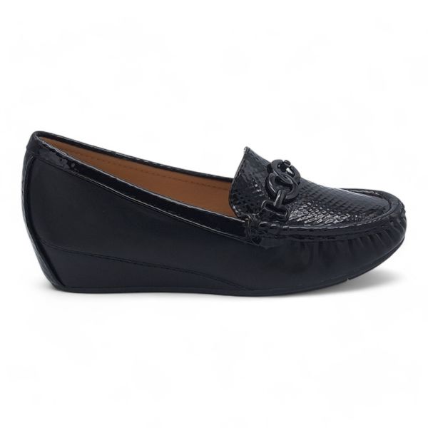 TTP Women Round Toe Wedge Heel Loafers with Link Decor JSF127