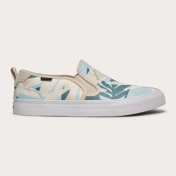 Oakley Mens Banks Slip-on Canvas Sneaker