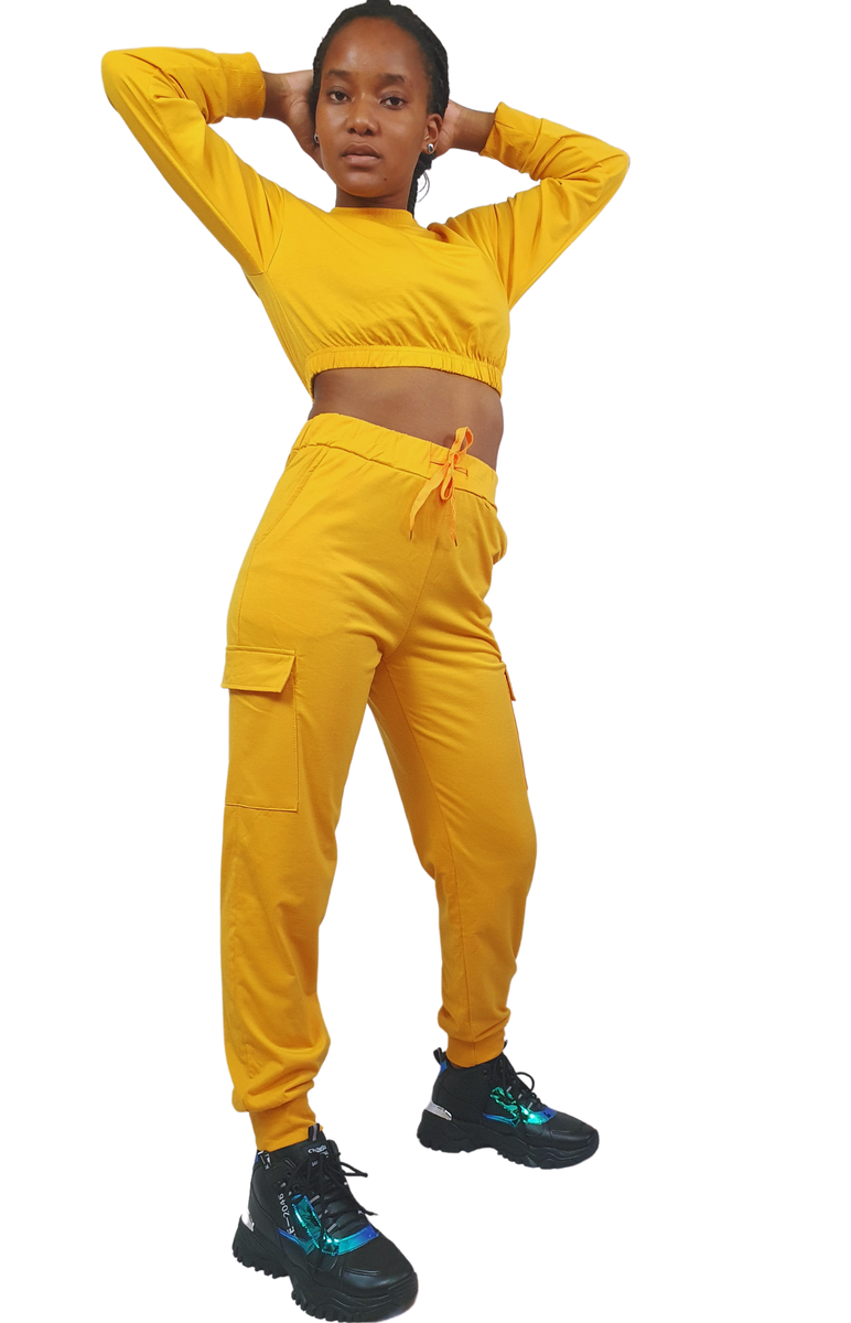 RAE Women Two Piece Long Sleeve Crop Top and Sweat Pants Tracksuit