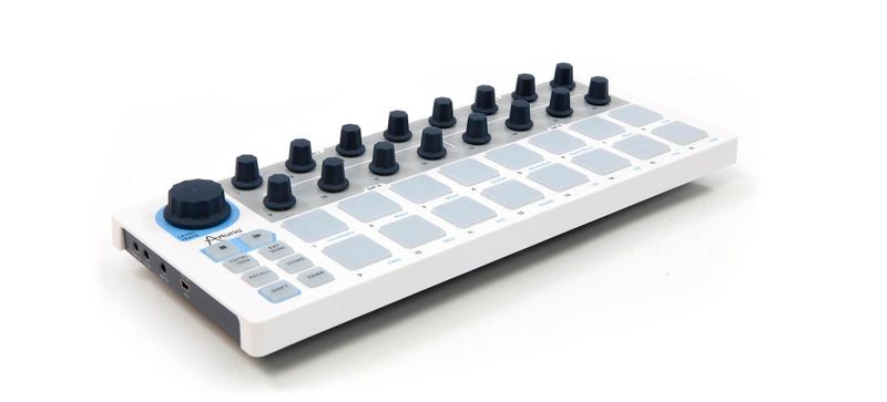 Arturia BeatStep Compact Controler &amp; Sequencer