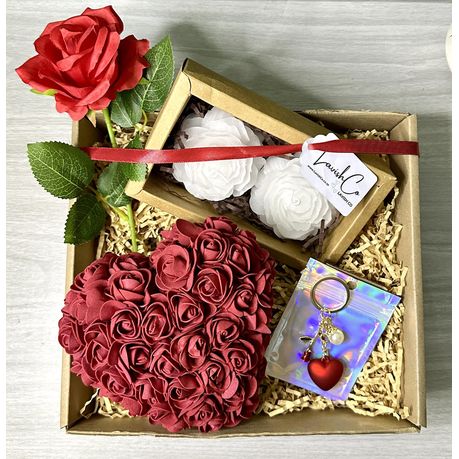 【rose 】ウルトラ21 ギフトセット D・E Luxury Love Gift Set - Rose Heart, Peony Candles & Romantic