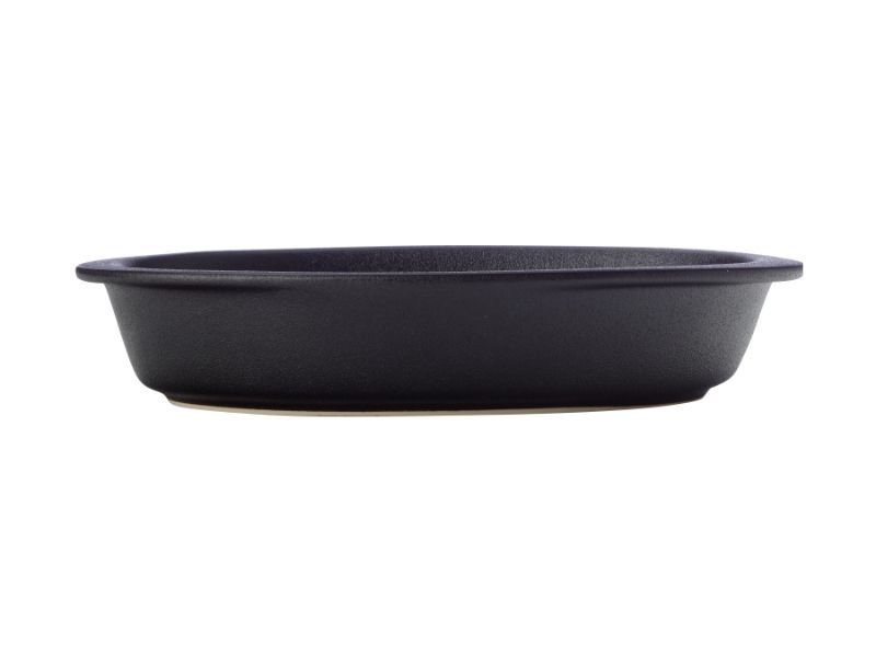 Maxwell and Williams Caviar Oval Baker 25X15cm - Black