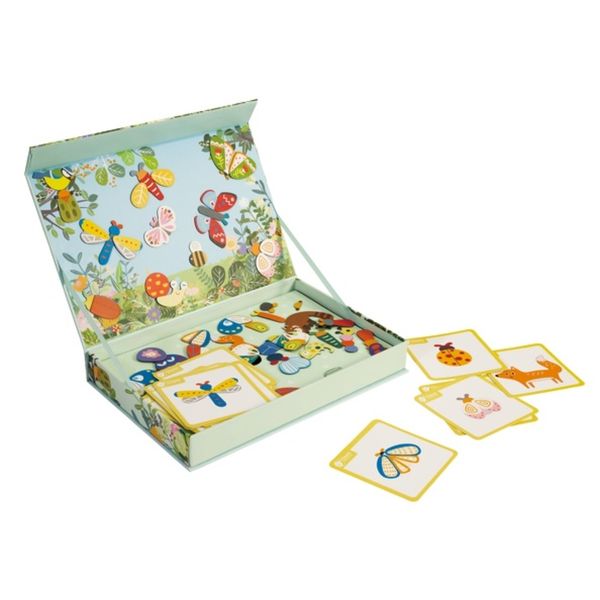 Classic World Insect World Magnetic Activity Box - 50Pcs