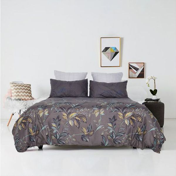 Pillow Talk Lanthe Cotton Blend Duvet Cover set - 5 Piece