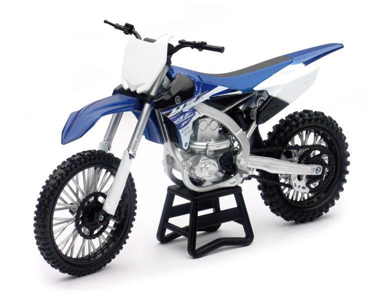 New-Ray 1/12 Yamaha YZ450F 2017 (17cm long)
