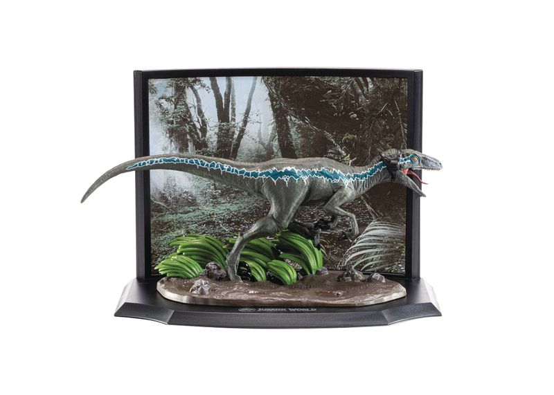 Jurassic World Toyllectible Treasures Blue Recon Statue