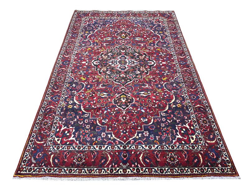 Top Persian Rugs - Red Floral Pattern 318 x 208 cm