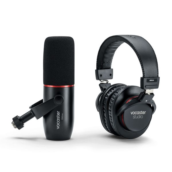 FOCUSRITE Vocaster Broadcast Kit w/DM14V Microphone, Headphones &amp; Cable