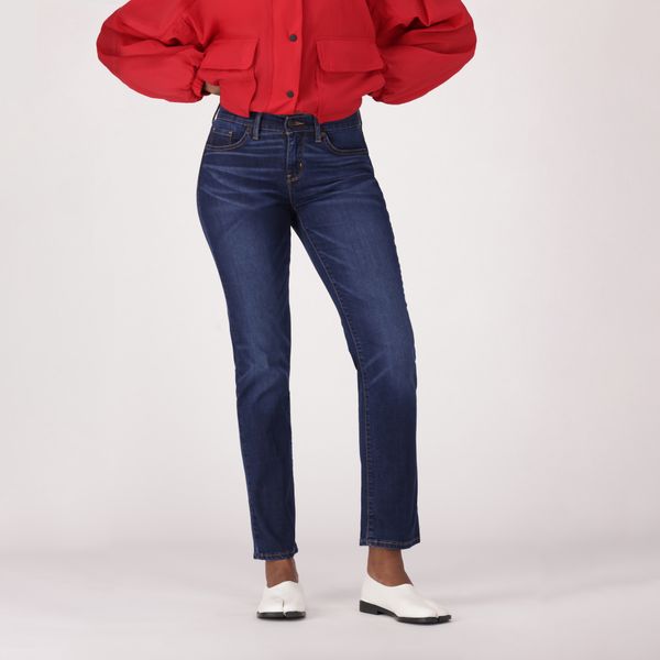 Levi's® Women's Curvy Straight - Med Indigo - Worn In