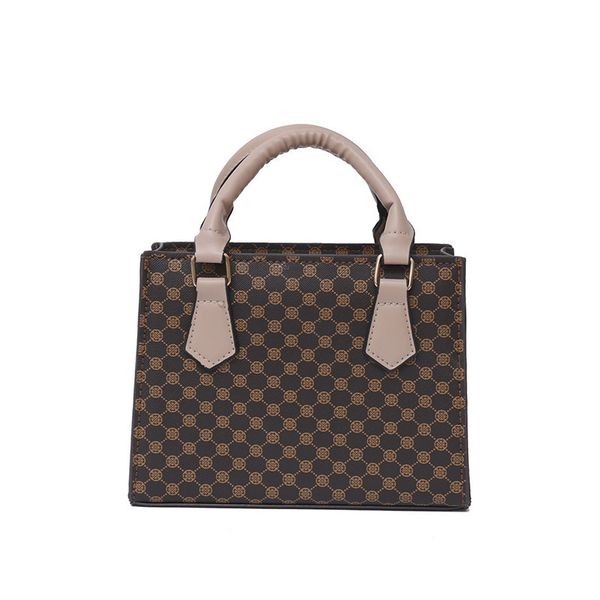 Captain - K Elegant Women's Luxury Tote Bag
