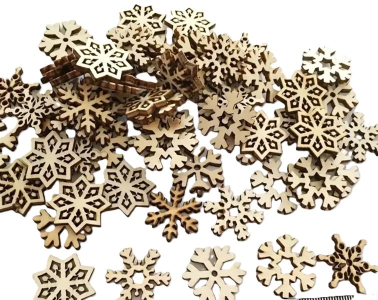 100pcs Unfinished Wooden Christmas Snowflake confetti