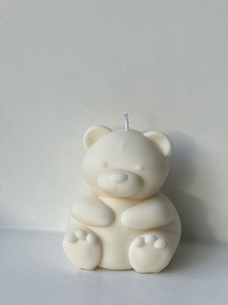 Scented Teddy Bear Candle - Decorative and Fragrant Gift for Home