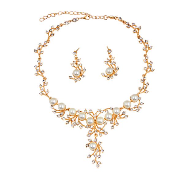 Retro Luxury Flower Shape Necklace Earrings Set-White