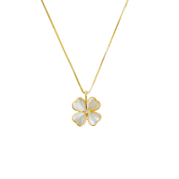 Delicate Four-Leaf Clover Pendant Necklace - Gold
