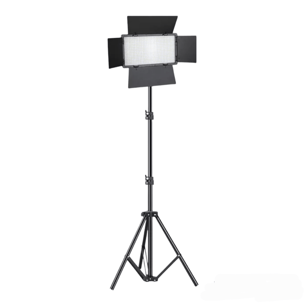 Pro LED 600 Photo And Video White Light Kit with 2.1m Tripod