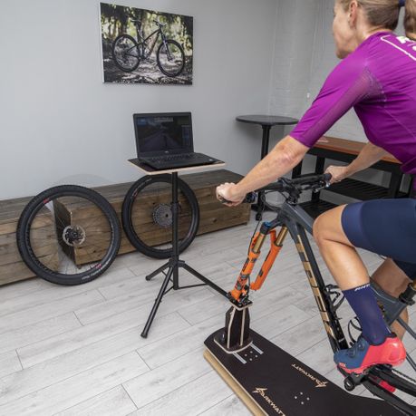 Indoor bicycle trainer discount takealot