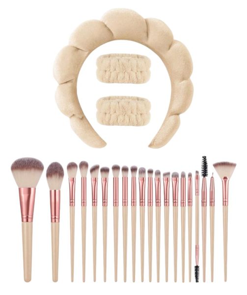 23 Piece Makeup Brush Collection With Shower Headband &amp; Wristbands - Beige