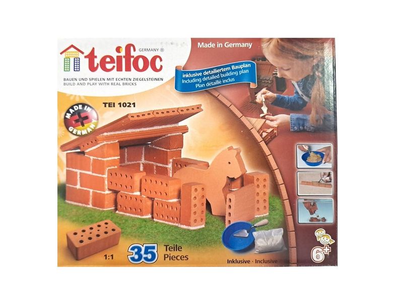 Teifoc Horse Stable Approx 35 Parts