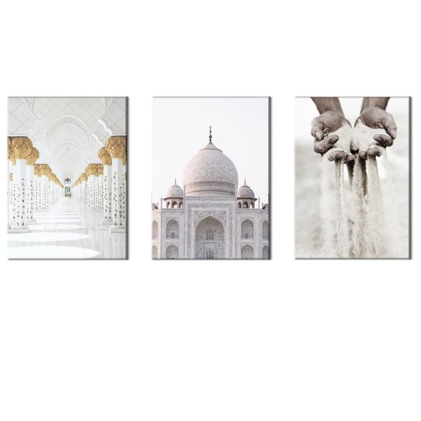 3 Pieces Canvas-Art - Grand Mosque Taj Mahal And Hand Full Of Sand Wall Art