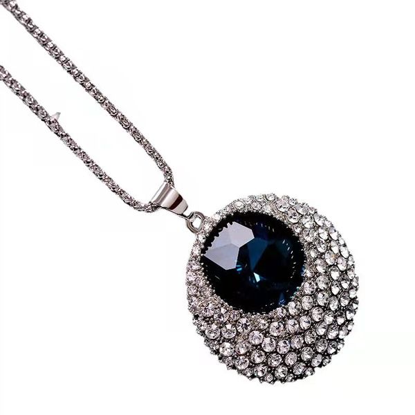 Luxury-Inspired Long Necklace