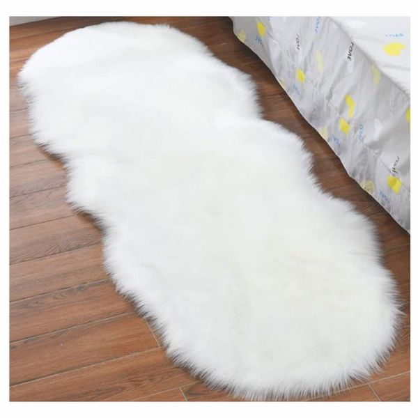 Faux Fur Rug (1.2m x 1.8m) - White