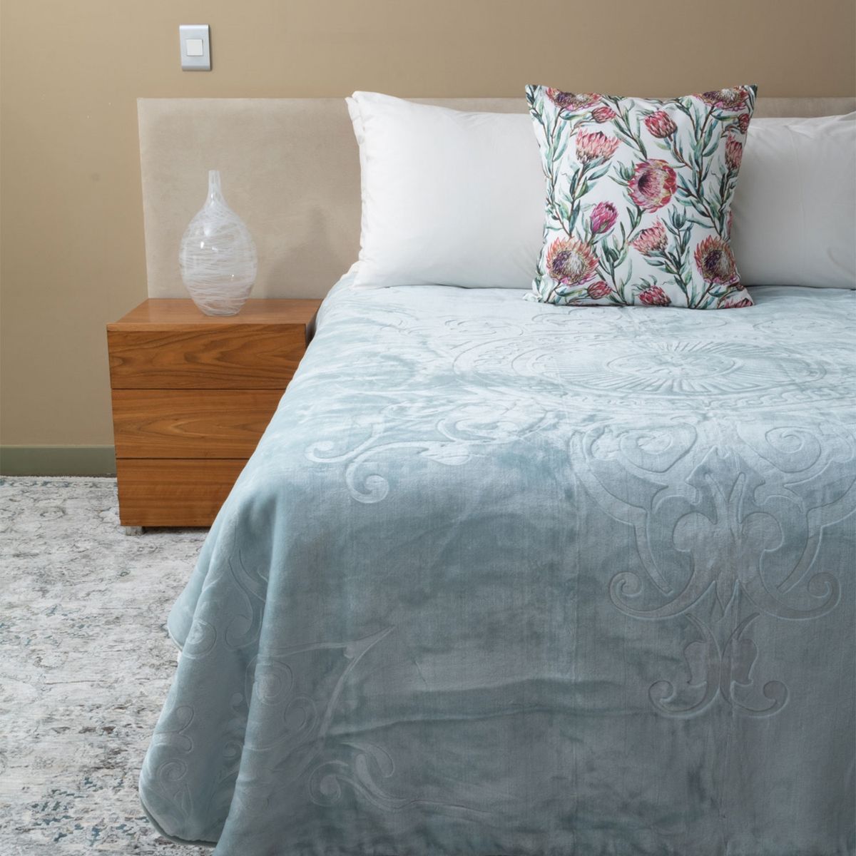 Sesli Diamond Mink Blanket Buy Online in South Africa