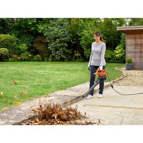 Black&Decker 2600 W Leaf Blower - Garden Vacuum - Shredder , best deal on  AgriEuro