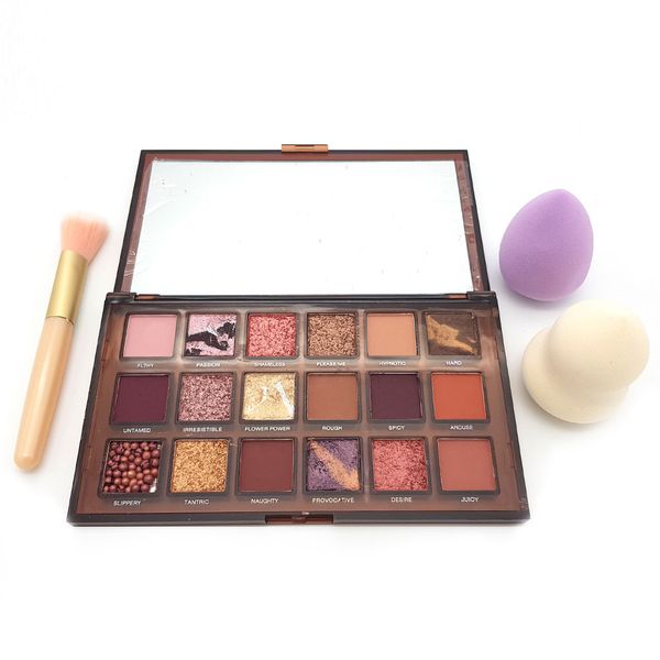 Eyeshadow Palette 18 Colours with Makeup Brush &amp; Blending Sponges Gift Set