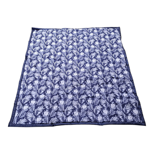 Gift Emporium Cotton Picnic Blanket - Navy &amp; White Leaf Print