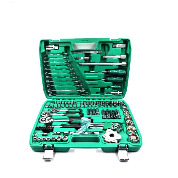 121 Piece Socket Wrench Set