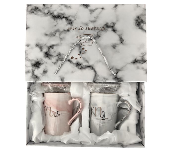 Couples Mr &amp; Mrs Mugs with Lids