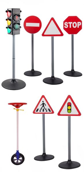 Kids Road Traffic Play Set - Traffic Light, Road Signs &amp; Brim-Brim Steering