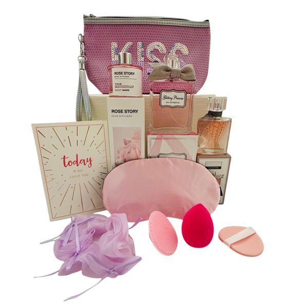 Luxury Beauty and Perfume Gift Set Cosmetic Bag Diffuser Kit