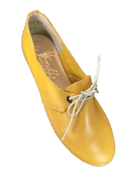 Ladies lace up Leather shoes /Pumps