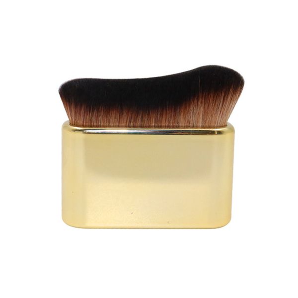 Wavy-shaped makeup foundation brush