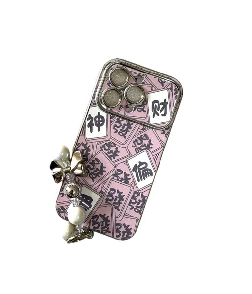 Pink phone case with bracelet compatible with iPhone12/13/14/15/Pro/Pro Max
