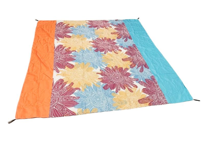 Iconix Water Resistant Picnic and Beach Mat(210×200cm)- Colorful Sunflower