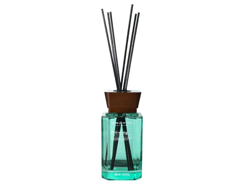 Reed Diffuser in Glass Bottle With 6 Rattan Sticks Perfume Wild Spring
