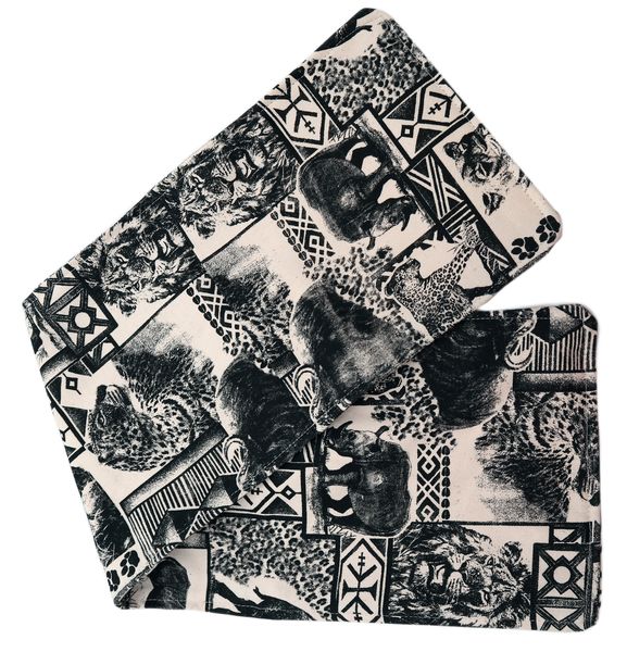 Big 5 Black and White styled Oven Mitts