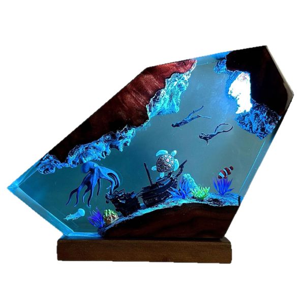 ZELTRYN Giant Octopus &amp; Diver Resin Ornament Wood Base Night Light